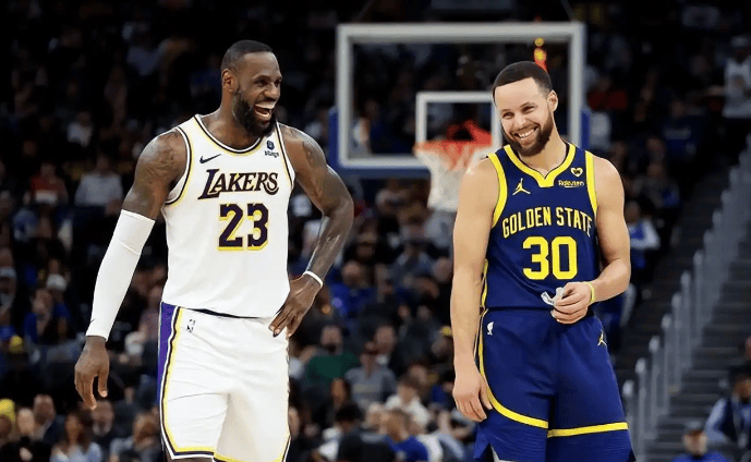 开云体育app-包含南北对决：上海对战山西，谁能笑到最后的词条