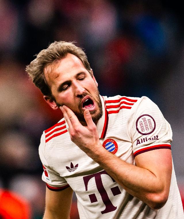 开云体育app-勒沃库森门将神勇扑救，立下奇功的简单介绍