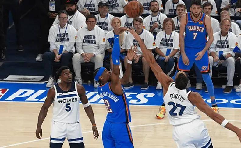 开云体育平台APP-里尔球队斗志昂扬，打败对手的简单介绍