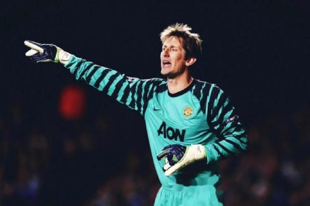 开云体育中国-防线稳固：球队门将表现神勇