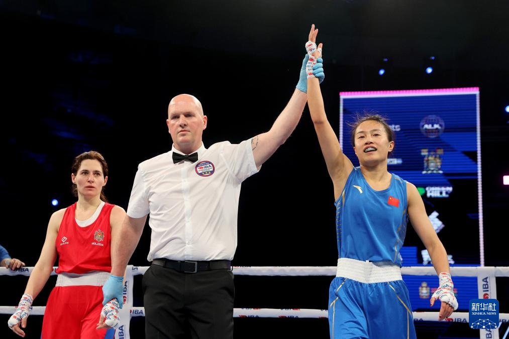 新西兰选手勇夺拳击比赛冠军 新西兰选手勇夺拳击比赛冠军