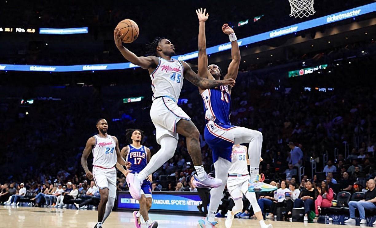 开云APP-猛龙主场取胜，后卫表现出色