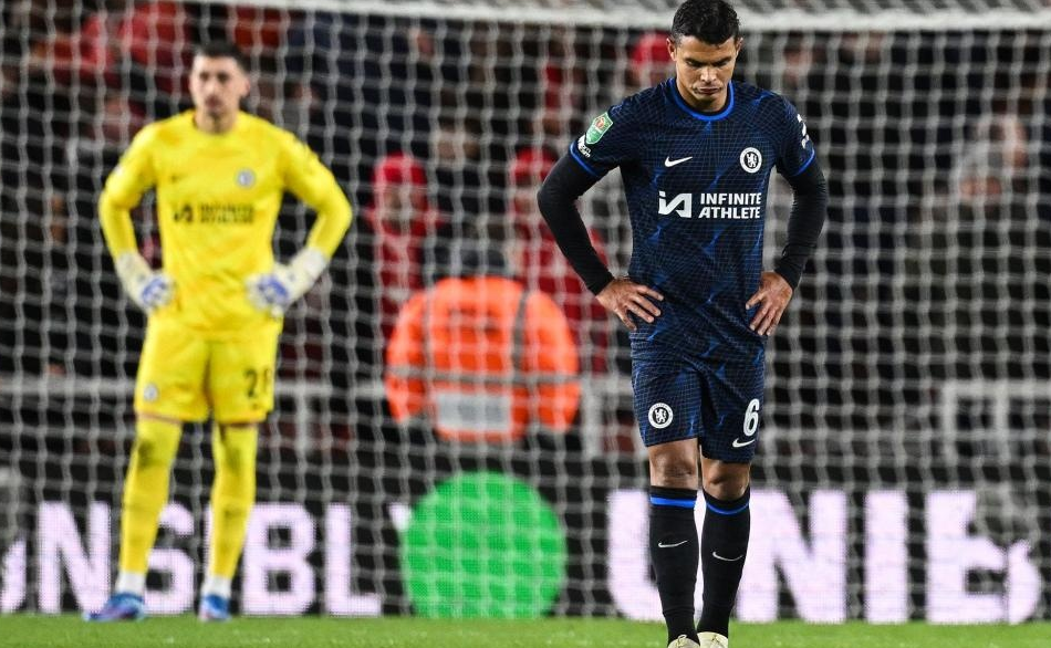 开云体育官方网站-多特蒙德不敌拜仁，英超球队遭遇挑战的简单介绍