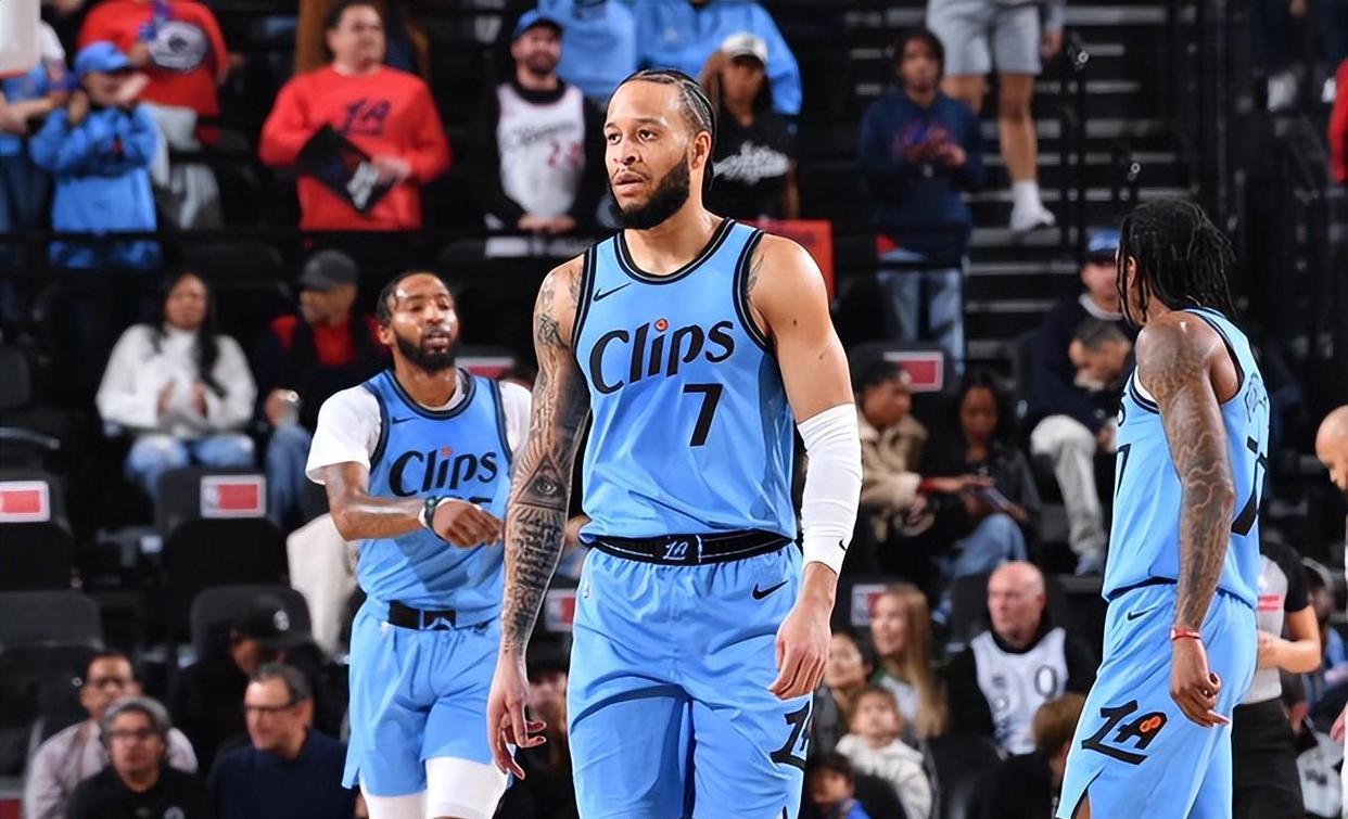 关于快船连续告终连败,凯尔特人再战硬仗的信息 关于快船连续告终连败,凯尔特人再战硬仗的信息