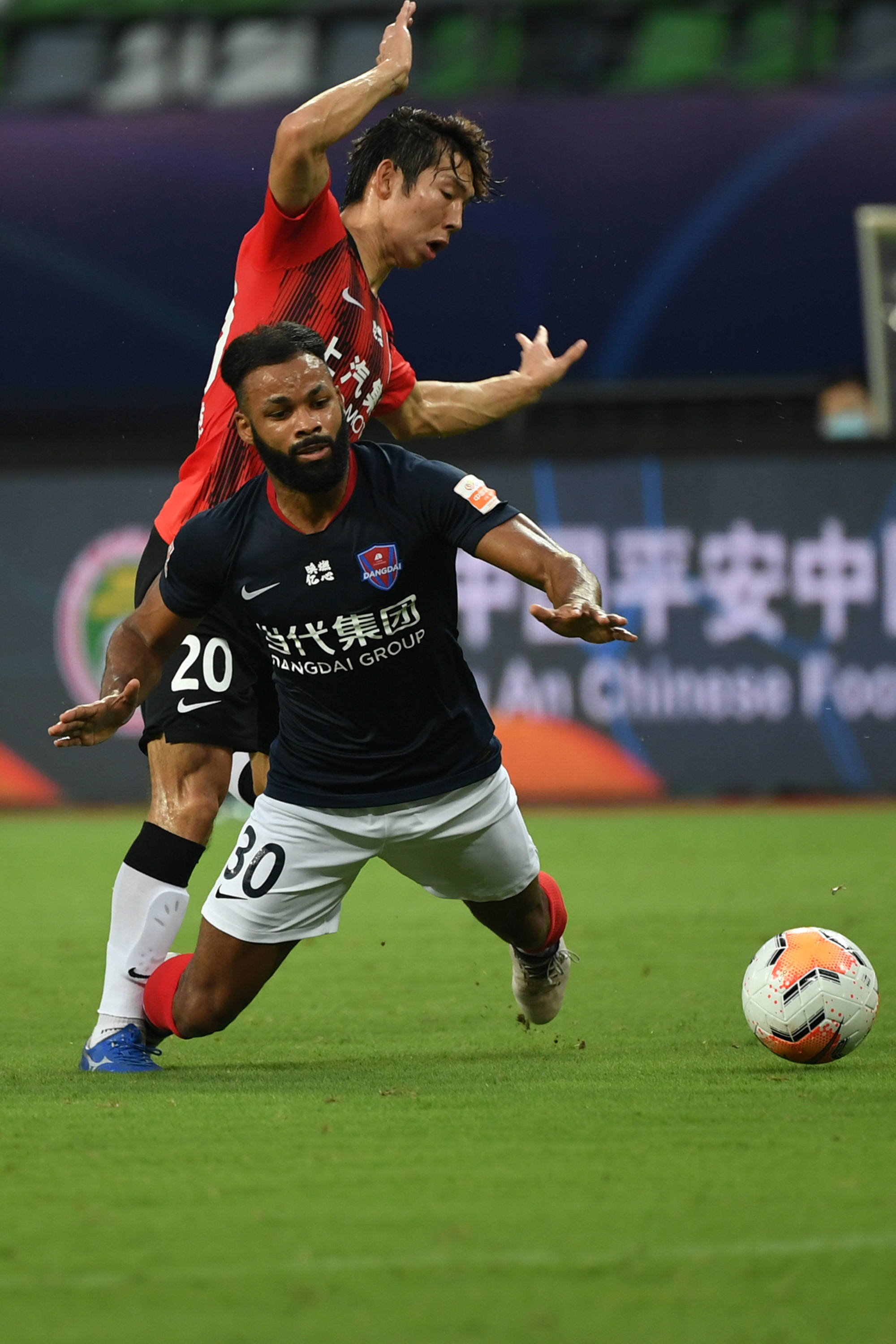 开云体育官方网站-重庆斯威客场战胜劲旅，重返中超胜利轨道的简单介绍