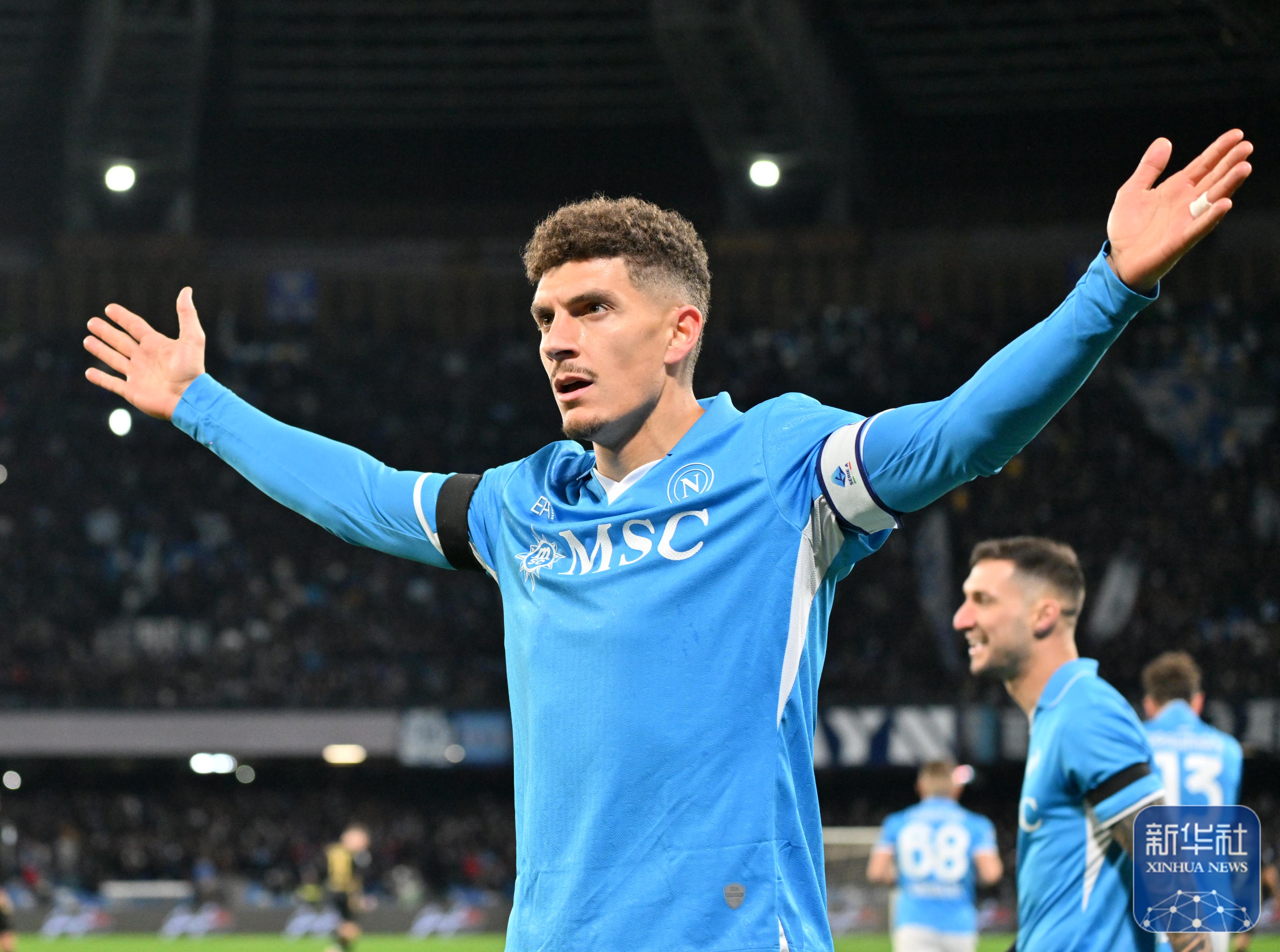 开云体育app-那不勒斯战平佛罗的，佛罗伦萨总冠军意甲创手出的简单介绍