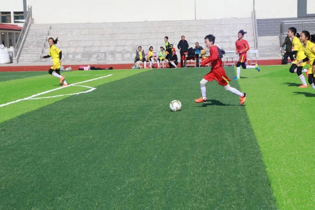 开云体育官网-包含红军在足球场上大显神威，斩获重要胜利的词条