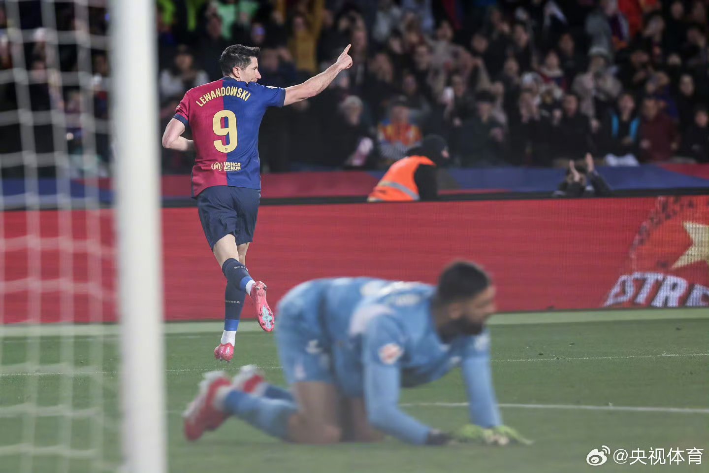 开云平台-瓦伦西亚主场告负，积分榜下滑的简单介绍