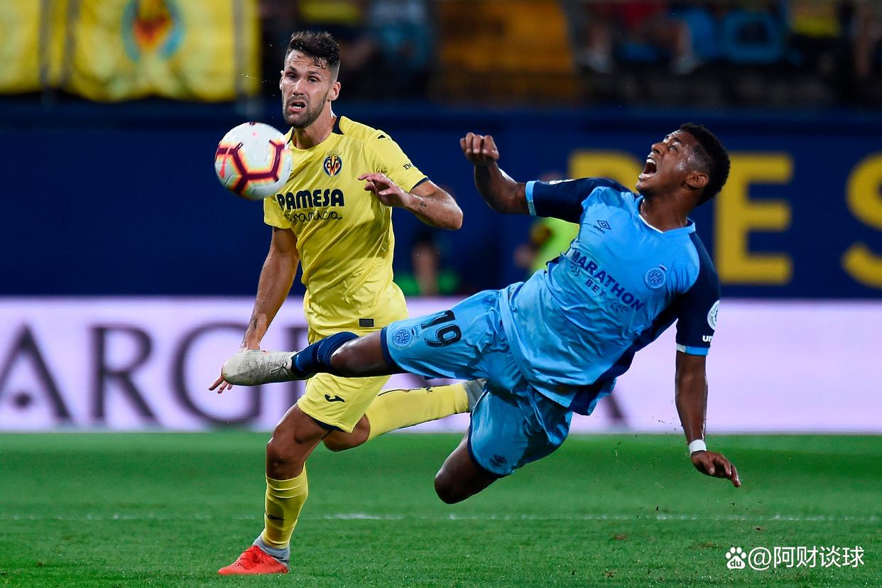 比利亚雷亚尔阻止巴伦西亚逆袭,保持稳定 比利亚雷亚尔阻止巴伦西亚逆袭,保持稳定