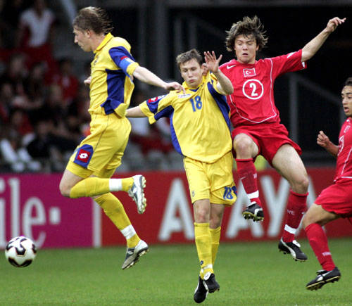 开云体育在线-法国迎战乌克兰能否实现主场优势赢得比赛？