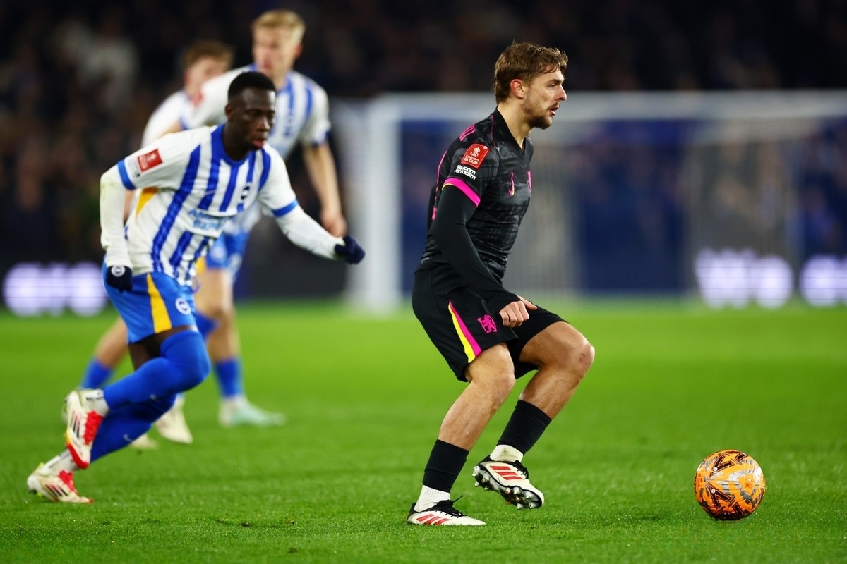 开云APP-切尔西客场战胜布莱顿，保持不败纪录