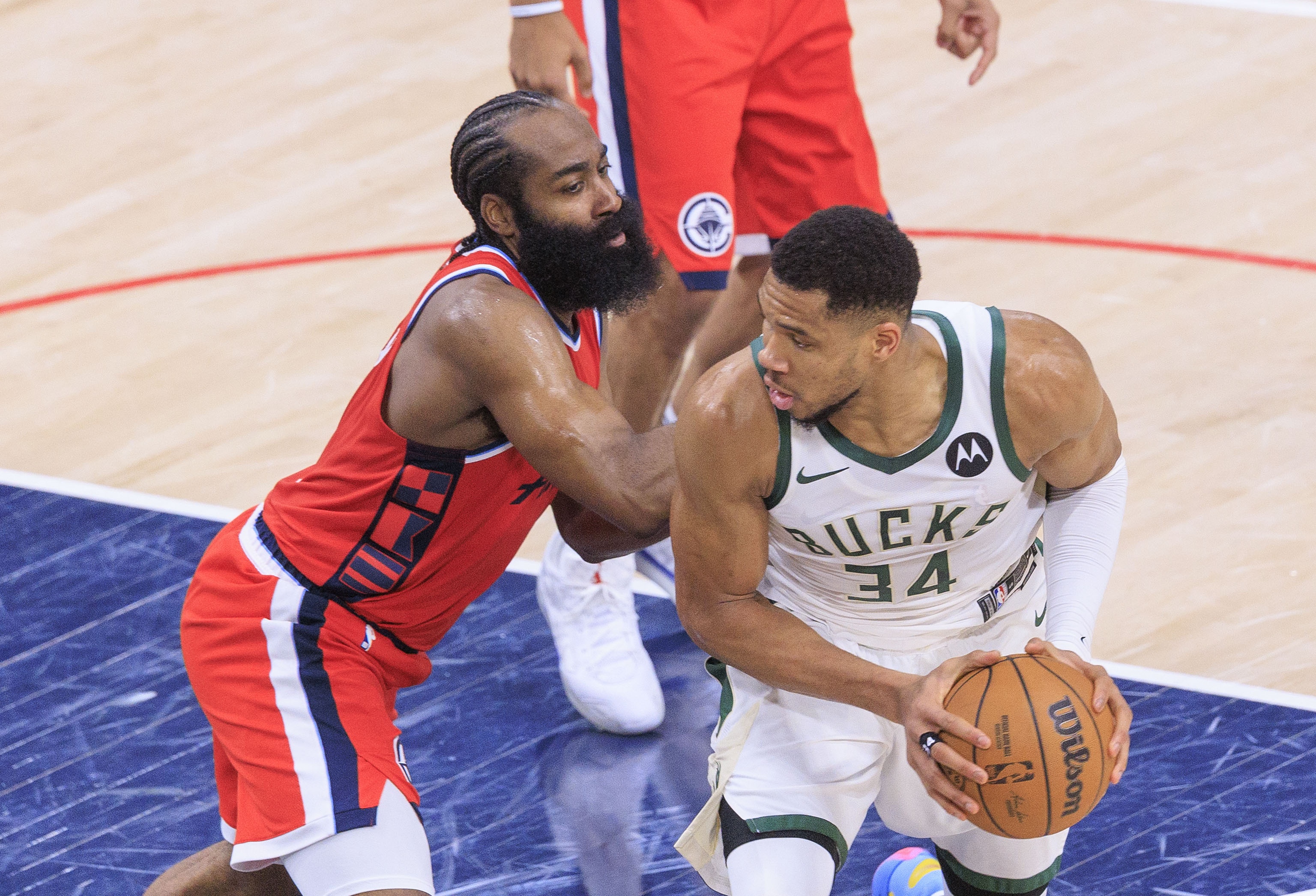 开云APP-火箭主场大胜尼克斯，哈登砍下全场最高分