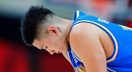 包含福建队艰难击败对手,全队努力战斗的词条 包含福建队艰难击败对手,全队努力战斗的词条