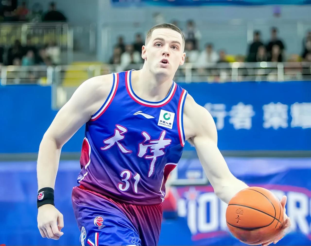 广东男篮迎来关键战役,实力碾压对手 广东男篮迎来关键战役,实力碾压对手