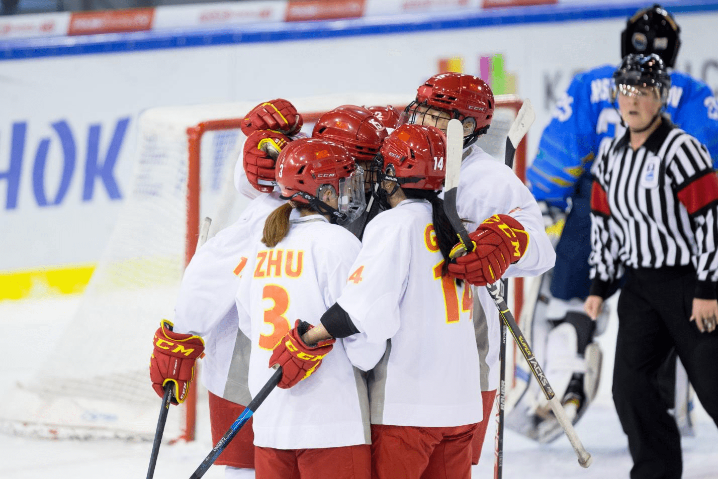 开云体育在线-包含连胜势头难挡！冰球豪取十连胜的词条