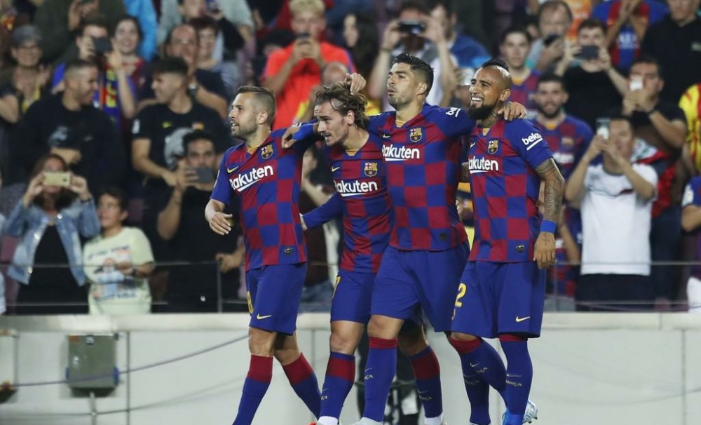 巴西碾压巴萨,伊布扛起全队 巴西碾压巴萨,伊布扛起全队