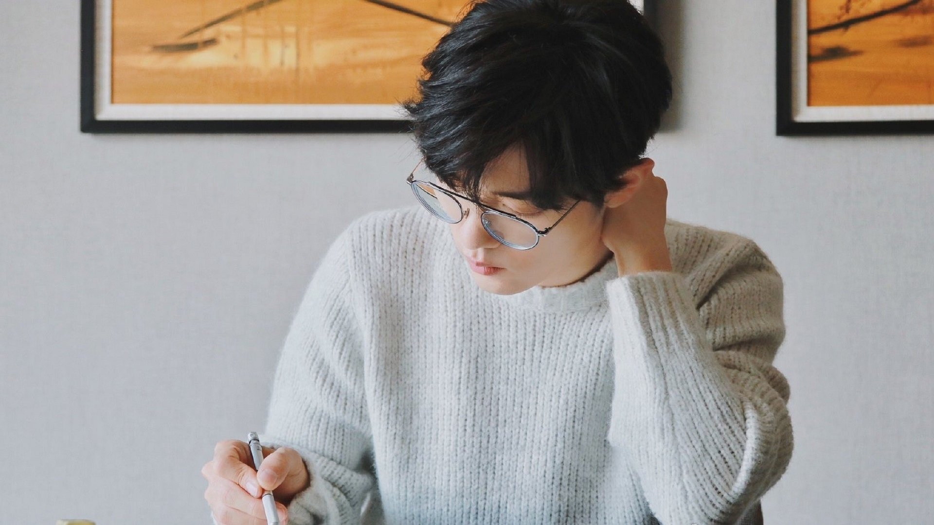 世界排名争夺战之夜，保罗关键进球定乾坤