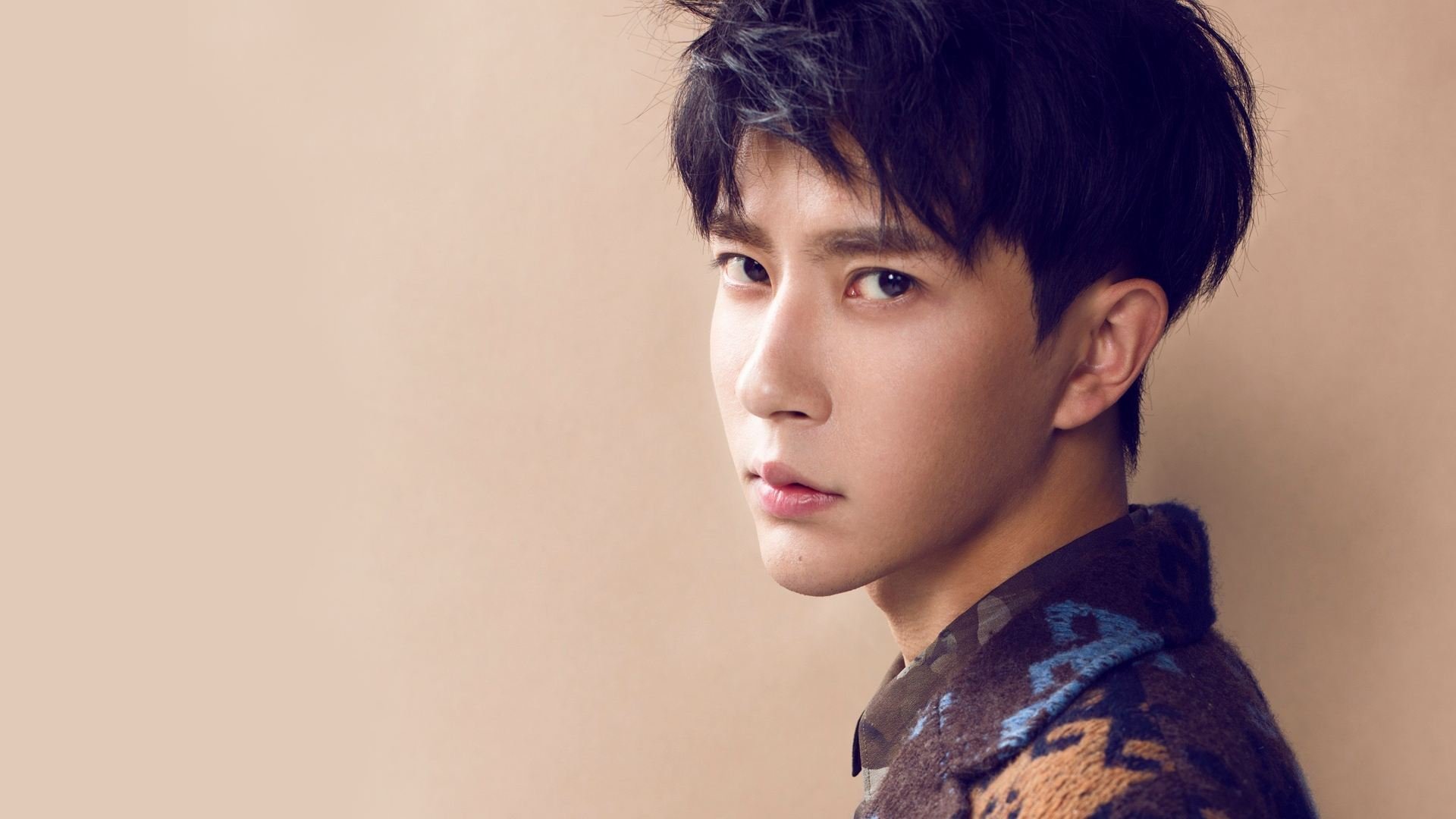 NBA总决赛焦点战,尼日利亚裔球星统治赛场,象征性踏平瑞典防线