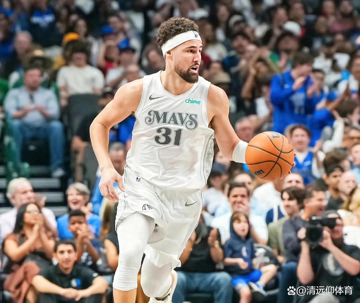 开云体育登录-独行侠加时取胜新疆队，利拉德彻底打爆防线