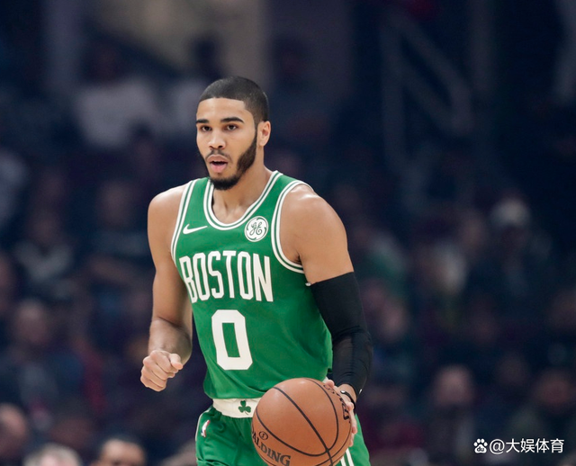 季后赛抢七之夜，塔图姆攻防转换核心