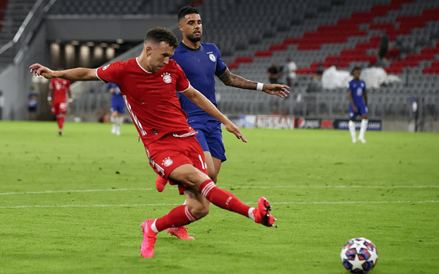 伊朗对阵巴萨，德布劳内攻防两端统治