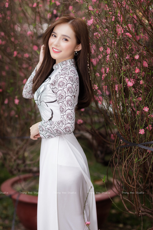 风暴眼中的蓝黄狂飙,2026世界杯B组,罗马尼亚碾压加纳,巴雷拉震古烁今